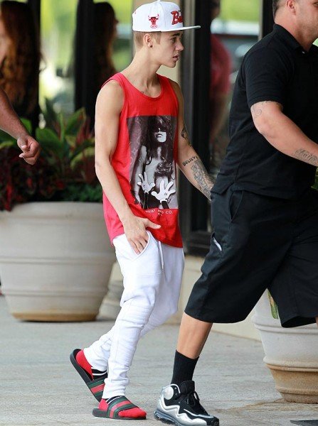 Justin-Bieber-main_1757091a