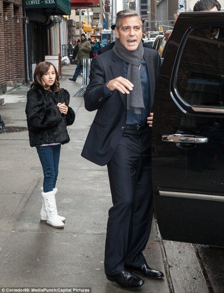 article-0-1B33137600000578-15_634x830