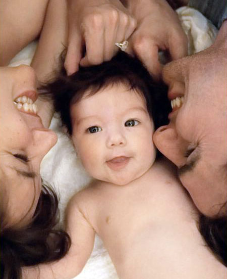 suri cruise baby (3)