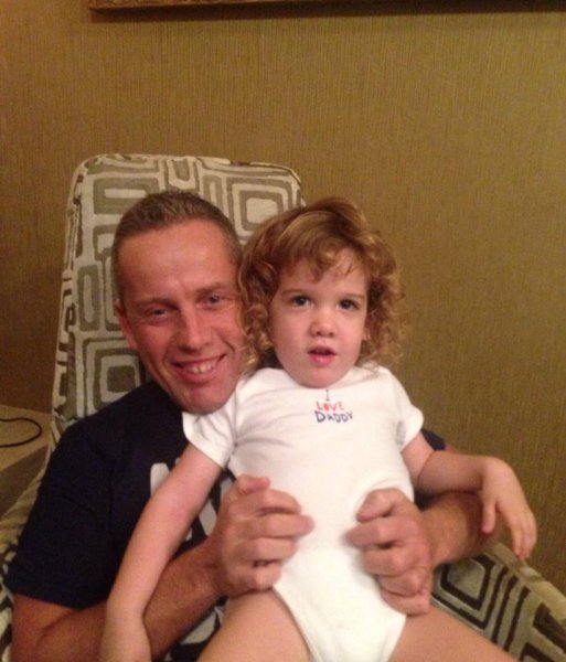 1381369_662755943773809_1658172566_n