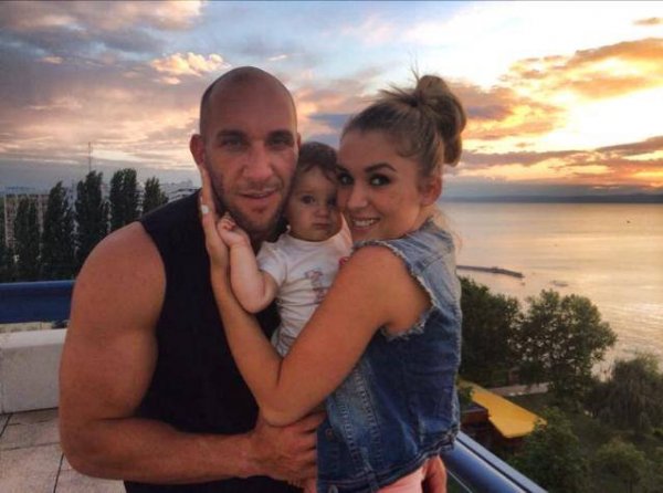 10547683_739417259437150_855929570556315004_n